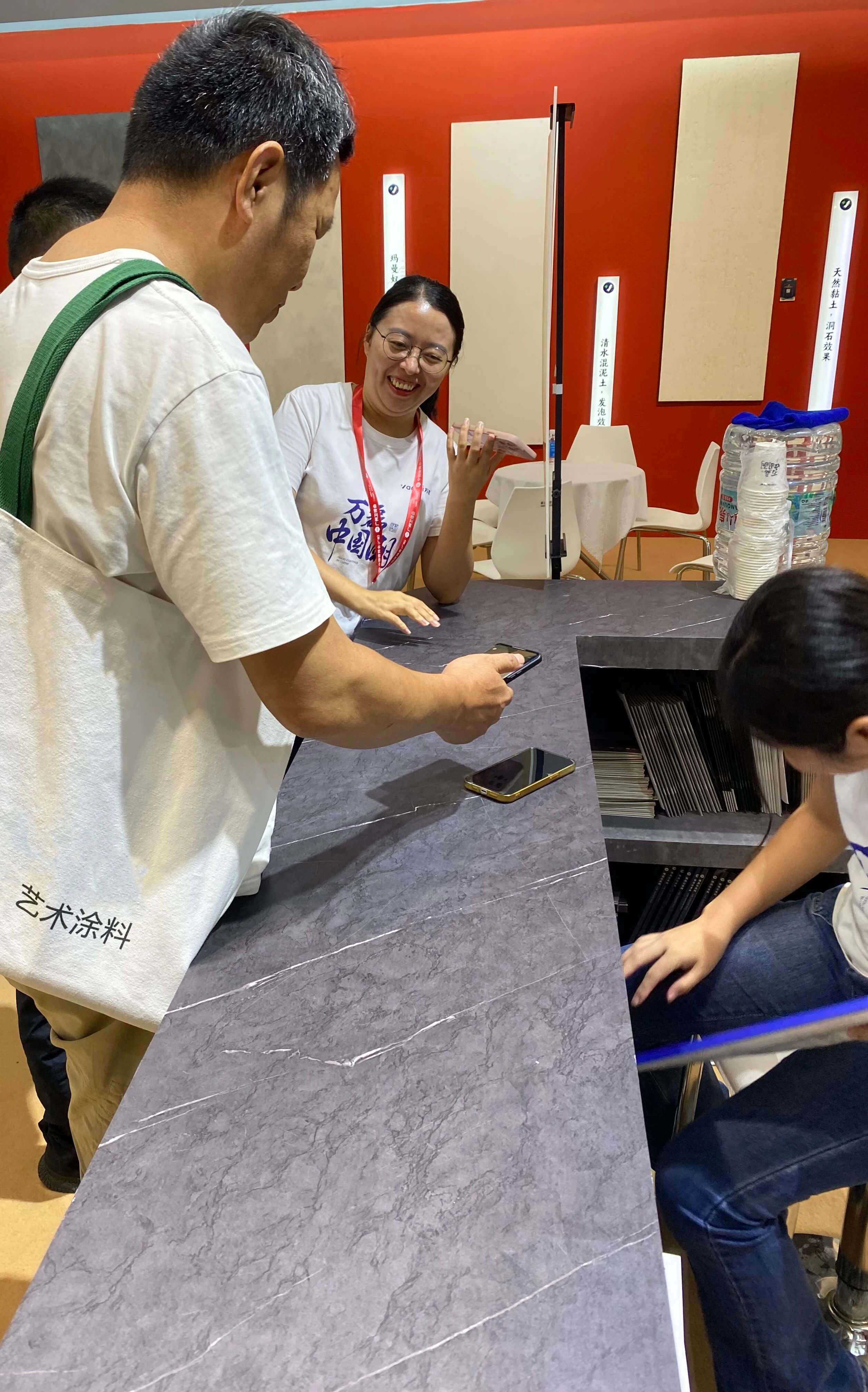最“省”新品呈現(xiàn)！萬磊涂料國潮館實(shí)力吸睛！