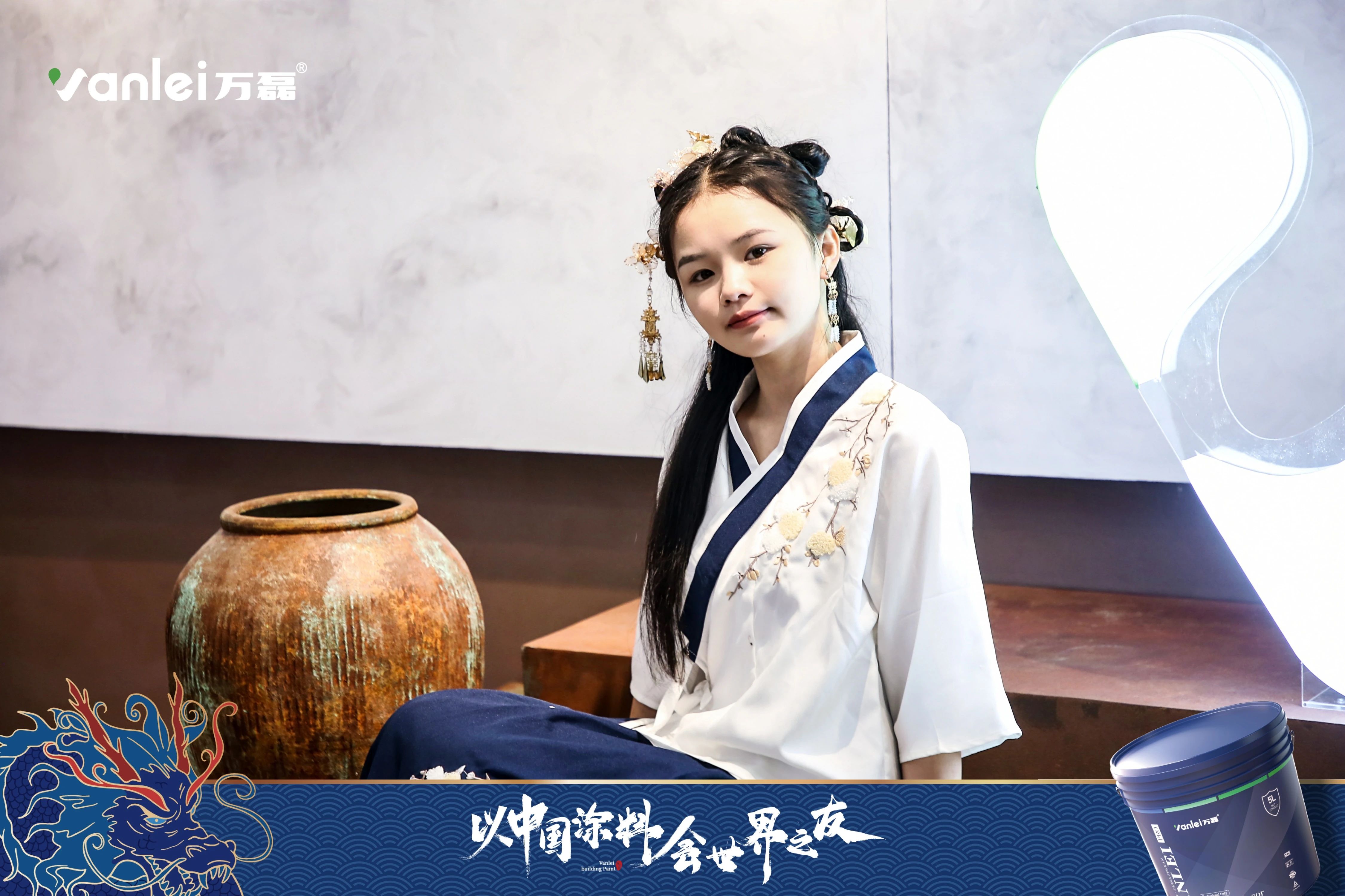 七年蟬聯(lián)展館人氣王！萬磊涂料，以中國(guó)涂料，會(huì)世界之友