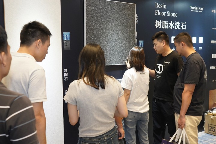 一場發(fā)布會(huì)，一場千人狂歡嘉年華 | 2025萬磊廣佛千人行完滿成功